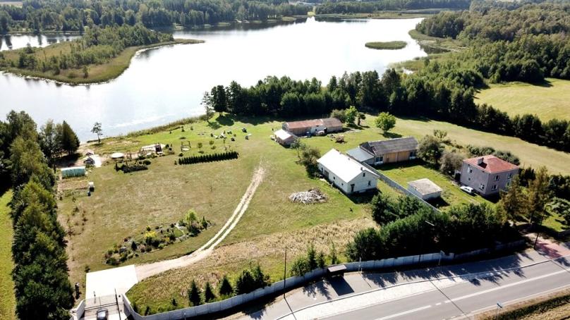 Ryżówka gm Krasnopol, Siedlisko przy jeziorze Dowcień