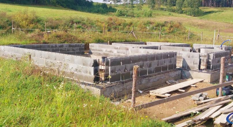 Biała Woda, działka z rozpoczętą budową - 3005 m²